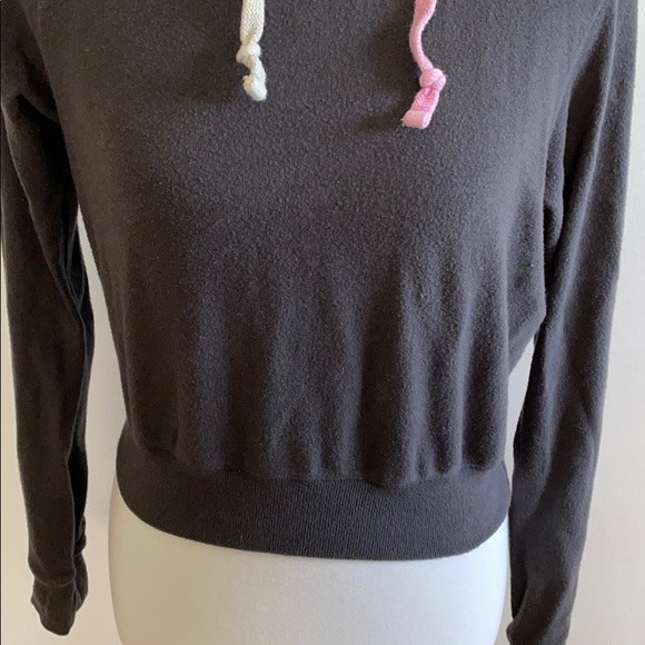 Spiritual Gangster Hana Cropped Hoodie - Picture 5 of 8